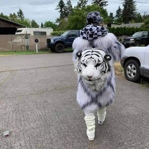 Meet your Posher, Avianne